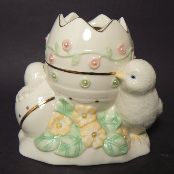 LENOX PETALS & PEARLS CHICK BUD VASE - Picture 3 of 12